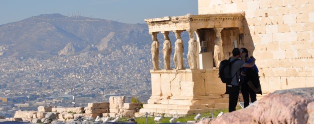 Two Greek cities have made it to the list of the most affordable destinations for romantic trips. The news comes in handy as St. Valentine's day gets closer.